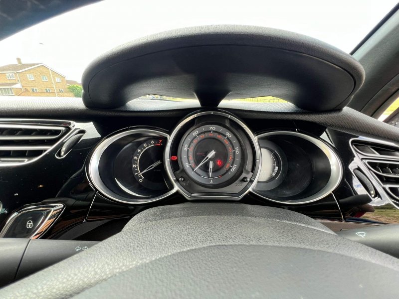 CITROEN DS3