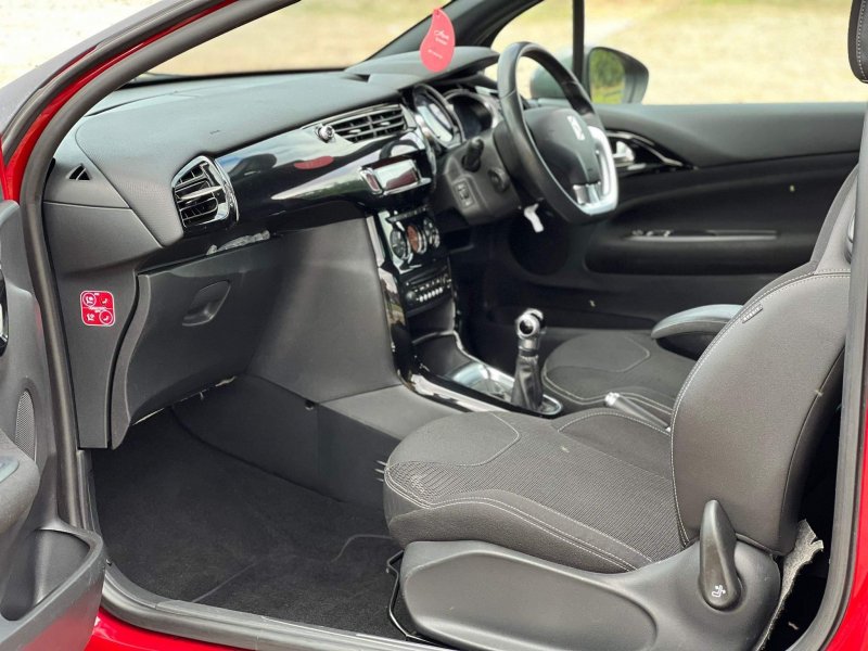 CITROEN DS3