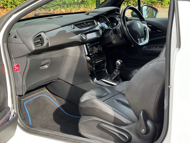 CITROEN DS3