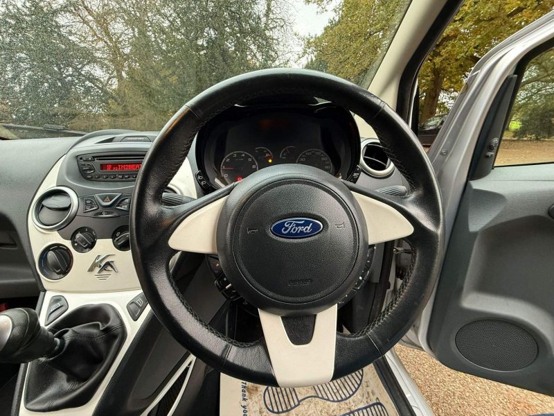 FORD KA