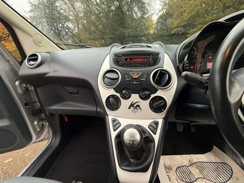FORD KA