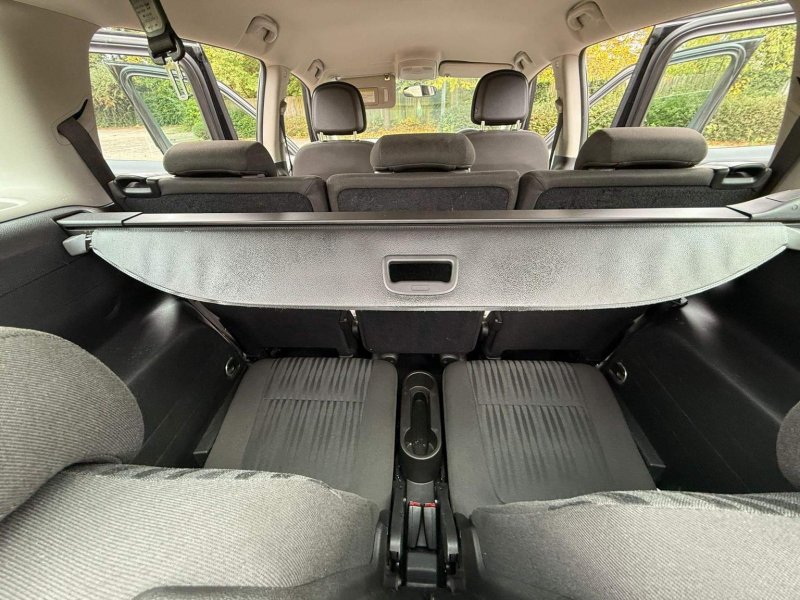 VAUXHALL ZAFIRA TOURER