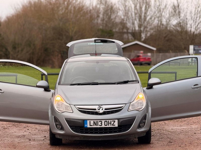 VAUXHALL CORSA