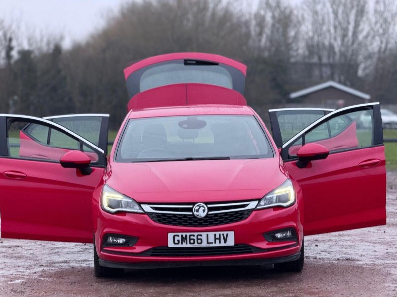 VAUXHALL ASTRA
