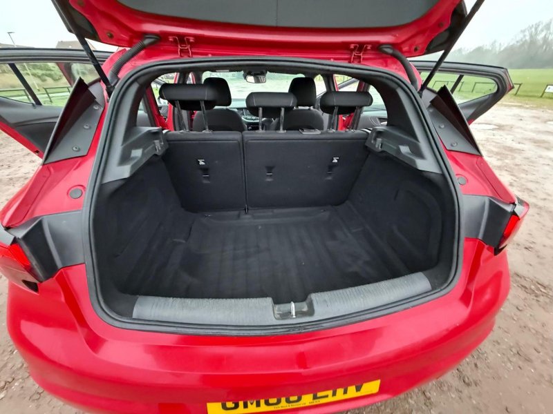 VAUXHALL ASTRA