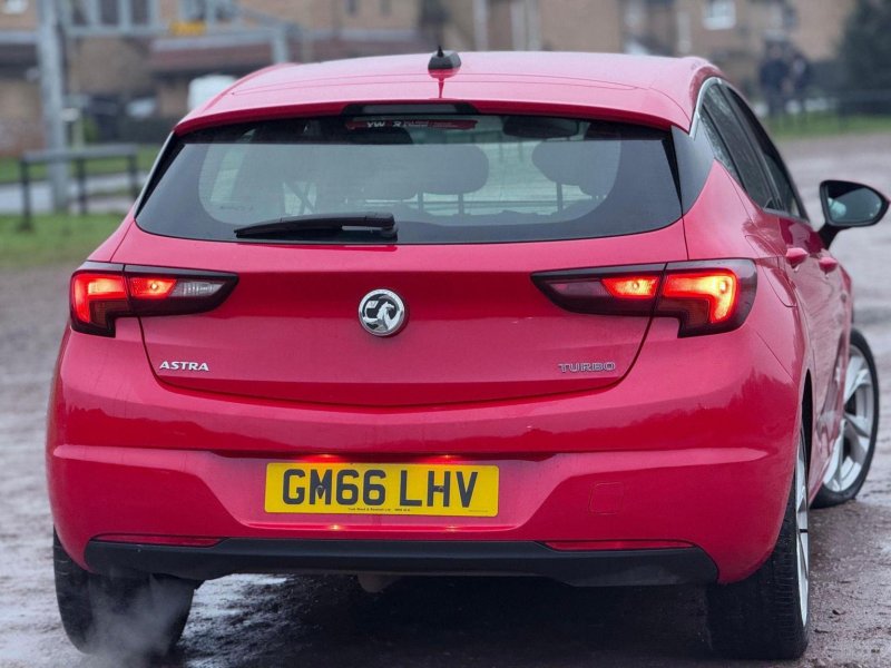 VAUXHALL ASTRA