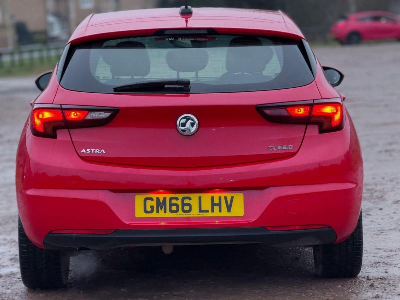 VAUXHALL ASTRA