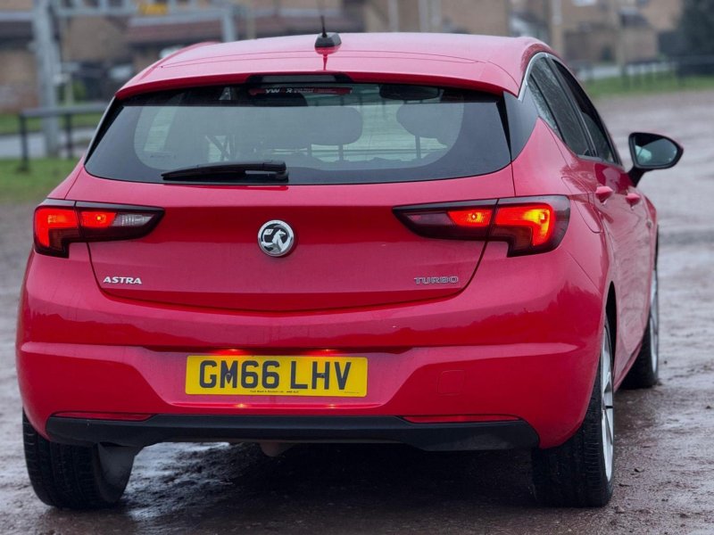 VAUXHALL ASTRA