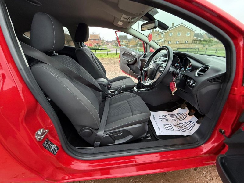 FORD FIESTA