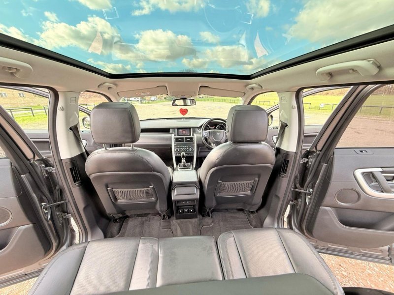 LAND ROVER DISCOVERY SPORT