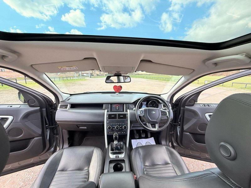 LAND ROVER DISCOVERY SPORT