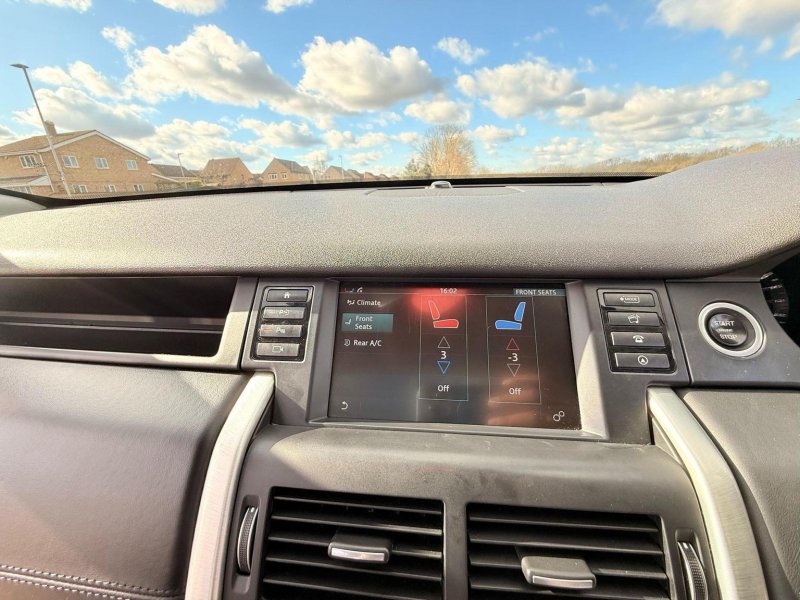 LAND ROVER DISCOVERY SPORT