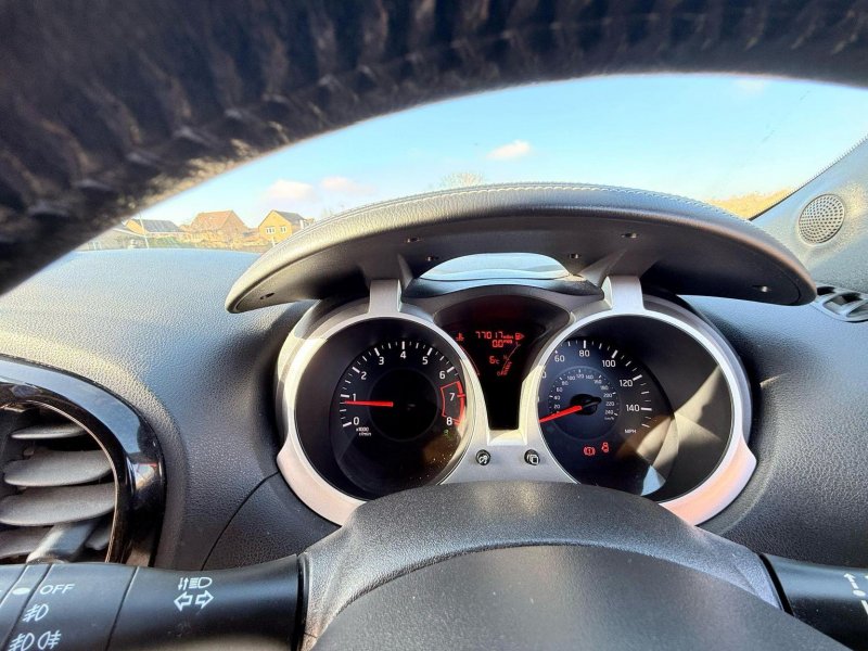 NISSAN JUKE