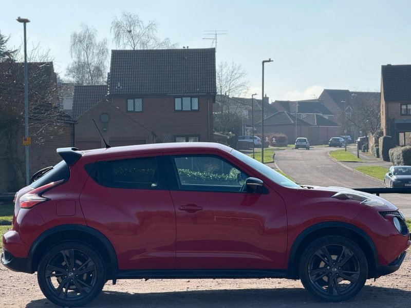 NISSAN JUKE