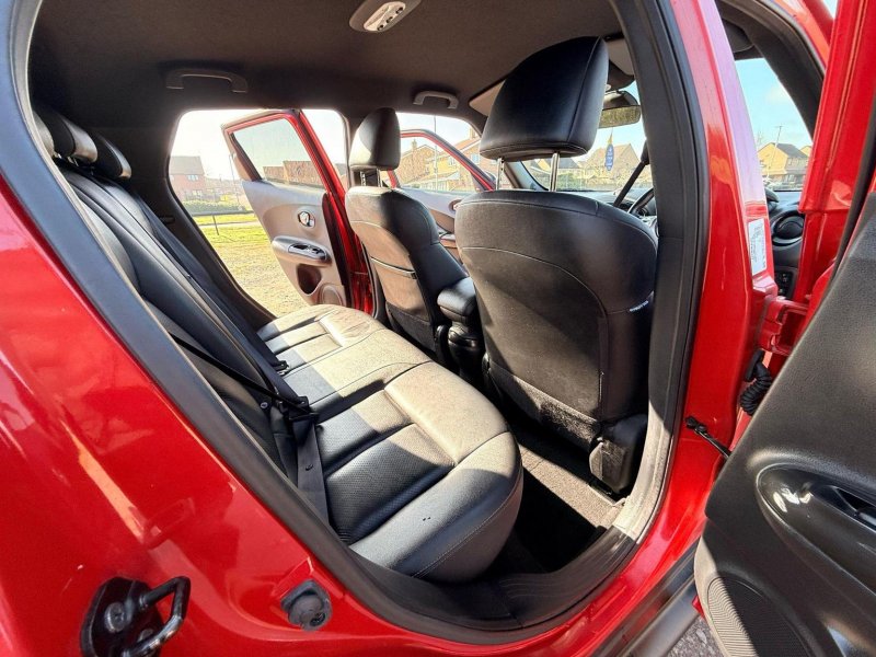 NISSAN JUKE