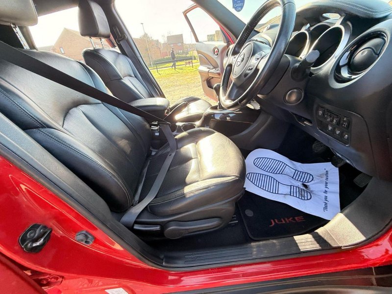 NISSAN JUKE