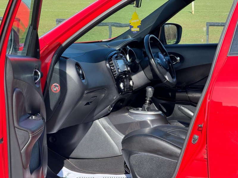 NISSAN JUKE