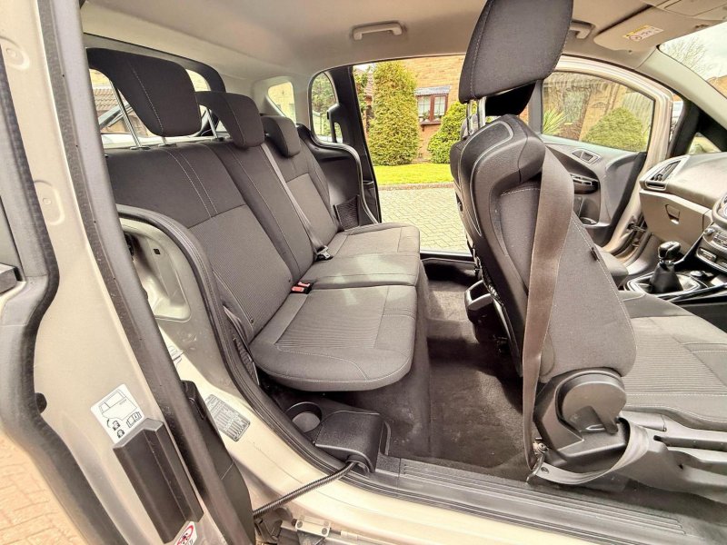FORD B-MAX