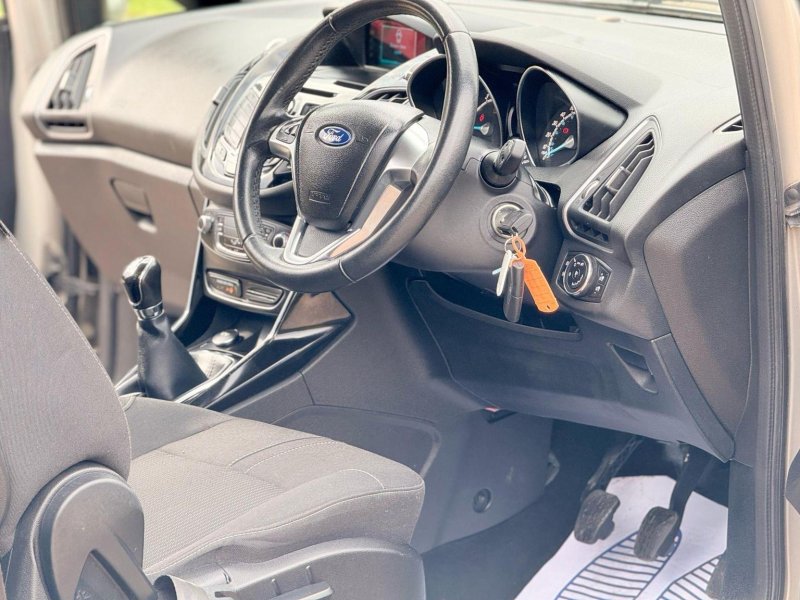 FORD B-MAX