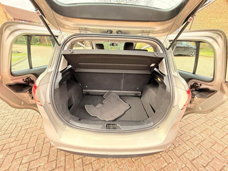 FORD B-MAX