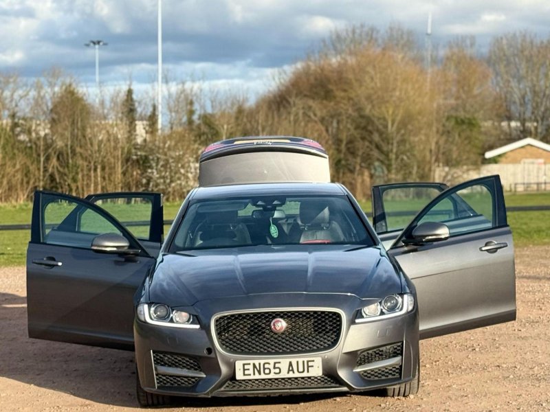 JAGUAR XF