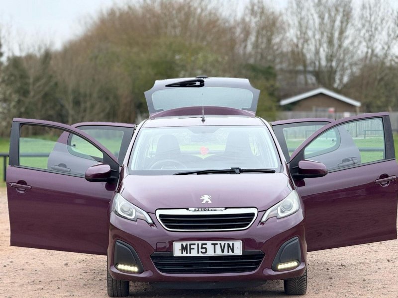 PEUGEOT 108