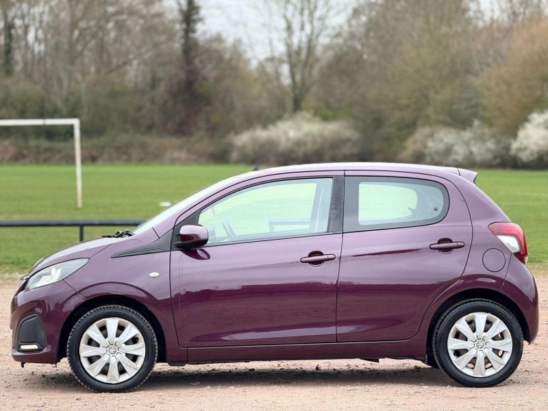 PEUGEOT 108