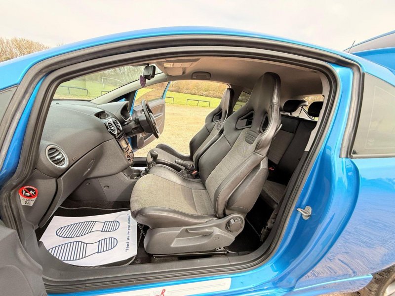 VAUXHALL CORSA