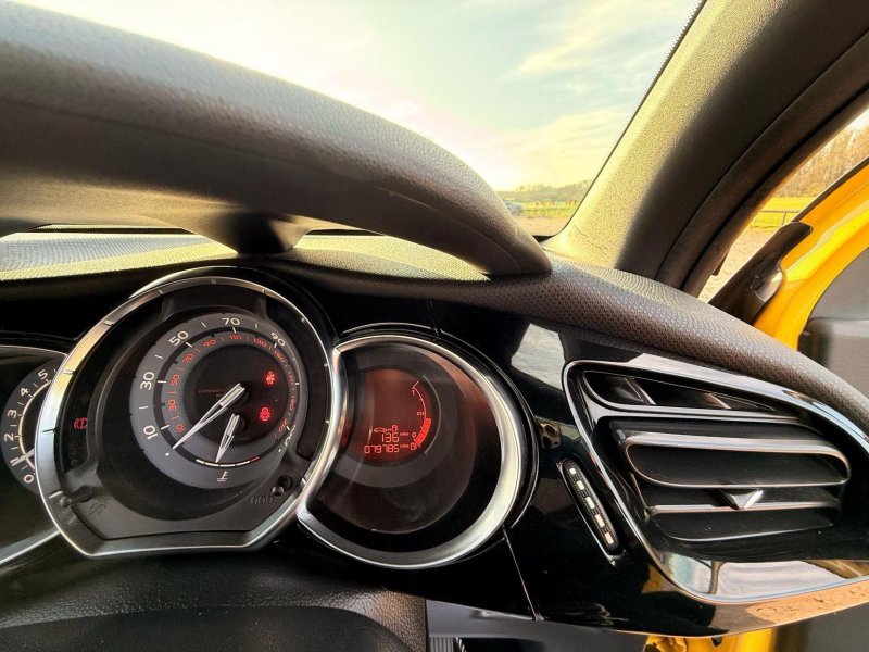 CITROEN DS3