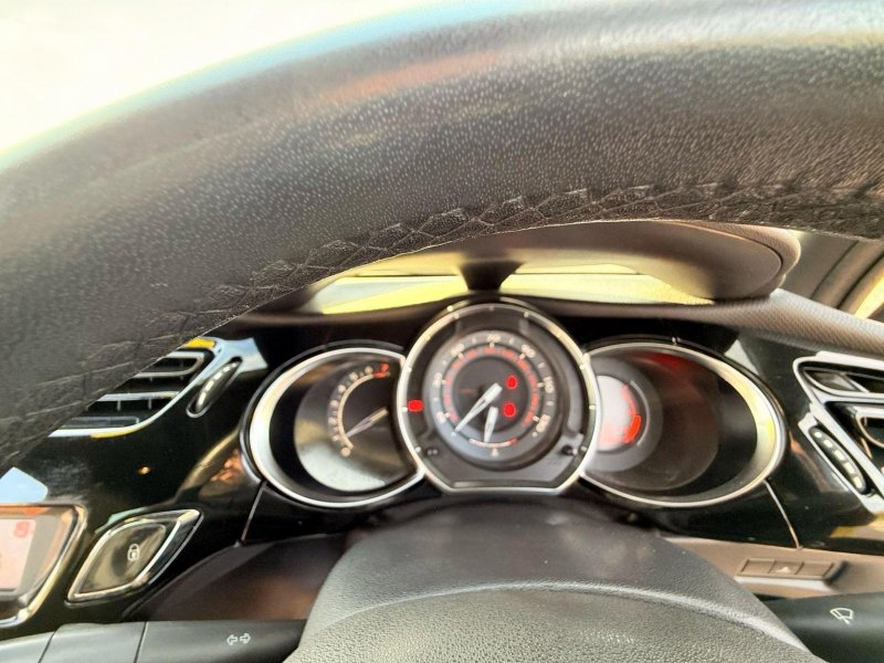 CITROEN DS3