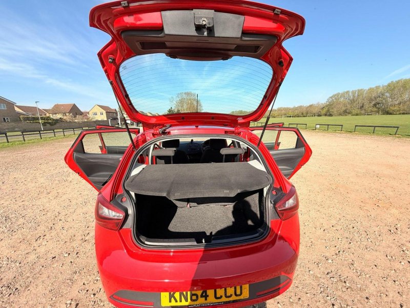 SEAT IBIZA
