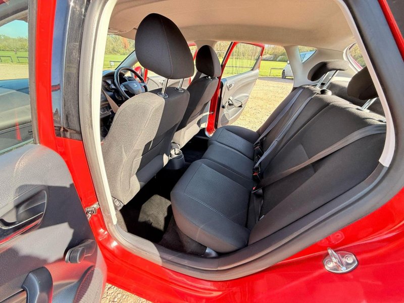 SEAT IBIZA