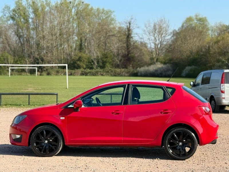 SEAT IBIZA