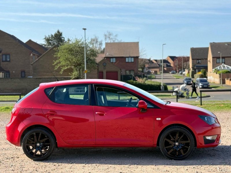 SEAT IBIZA