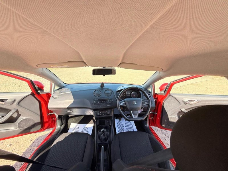 SEAT IBIZA