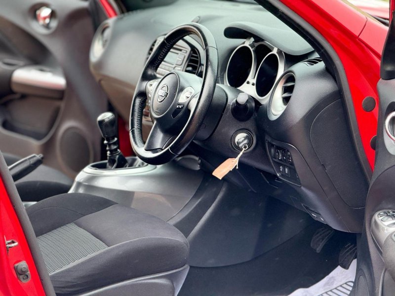 NISSAN JUKE