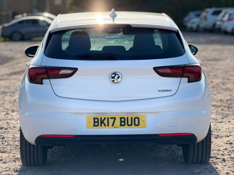 VAUXHALL ASTRA