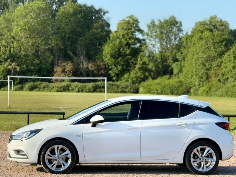 VAUXHALL ASTRA