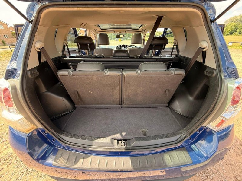 TOYOTA VERSO
