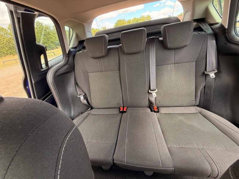 FORD B-MAX