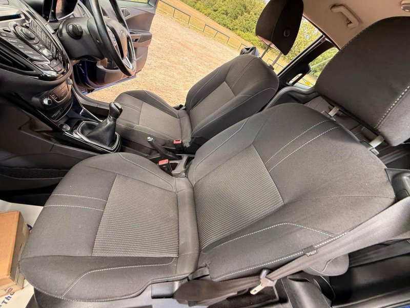 FORD B-MAX