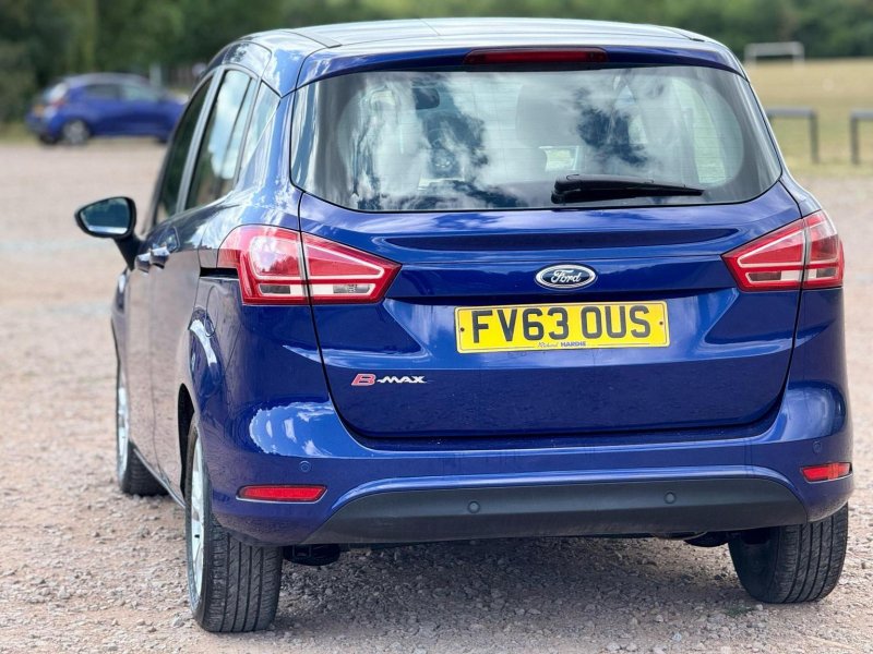 FORD B-MAX