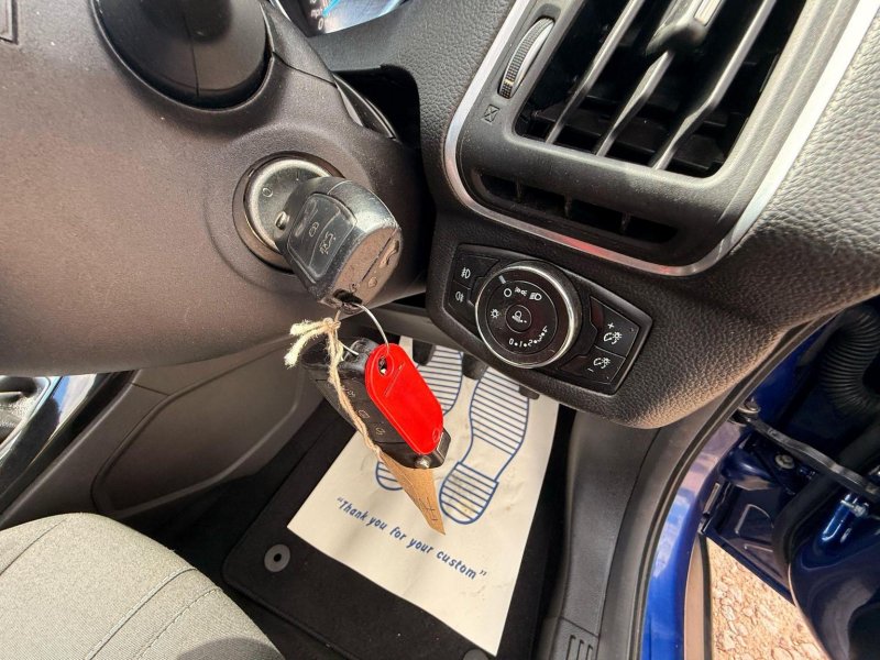 FORD B-MAX