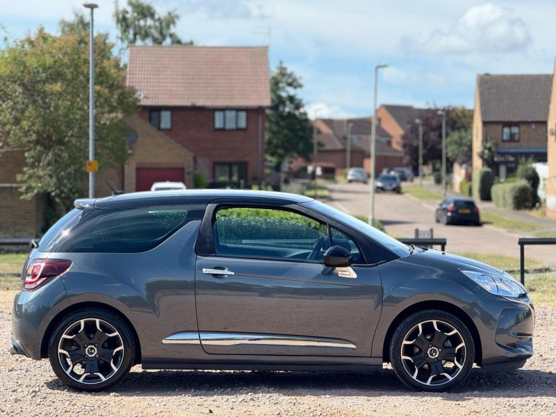 DS AUTOMOBILES DS 3