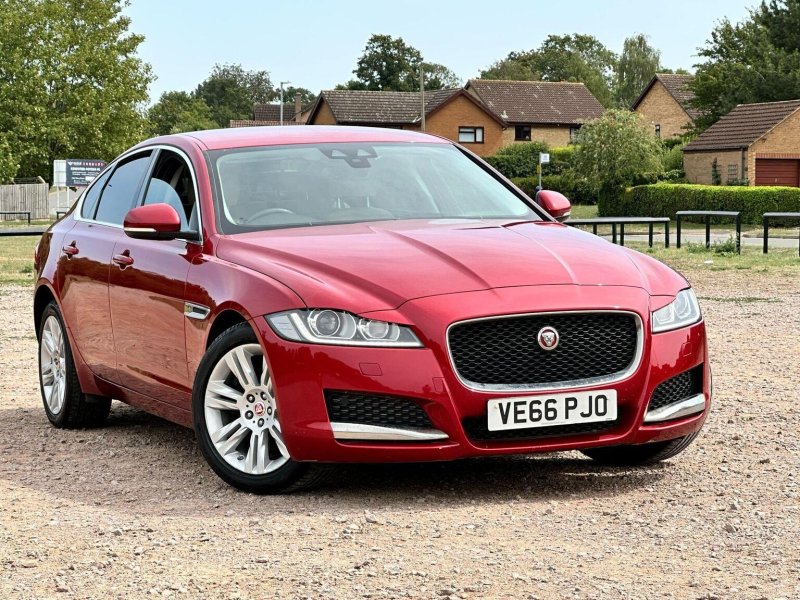 JAGUAR XF