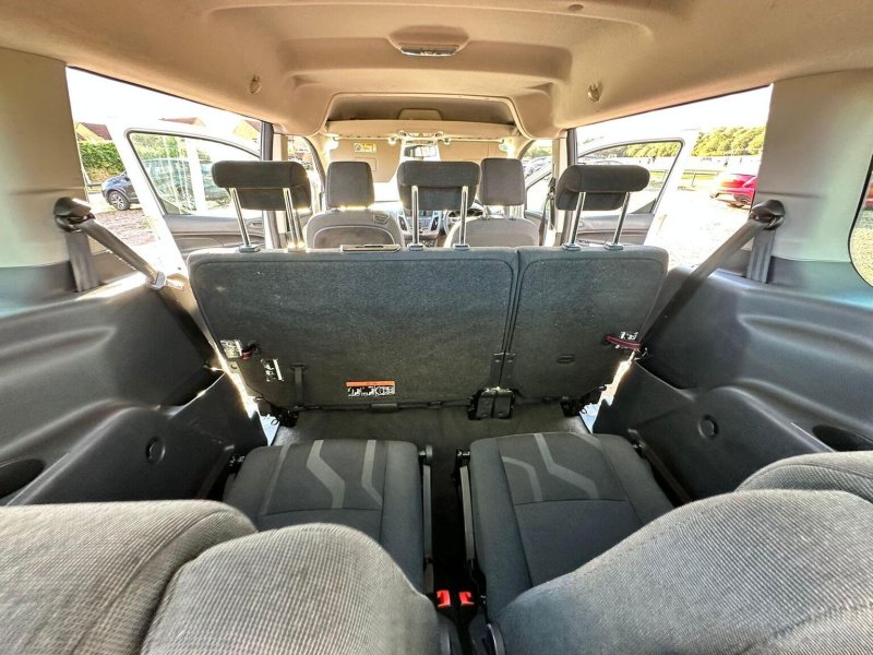 FORD GRAND TOURNEO CONNECT