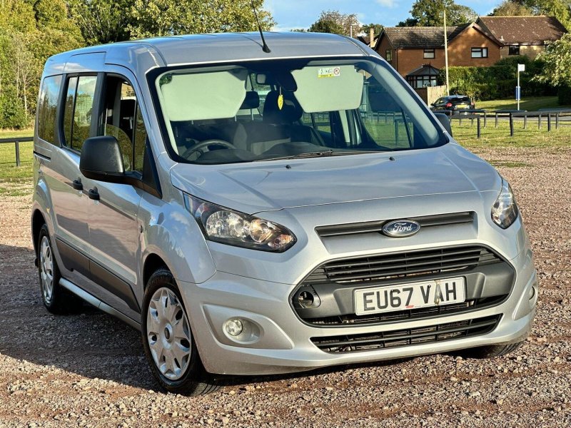 FORD GRAND TOURNEO CONNECT