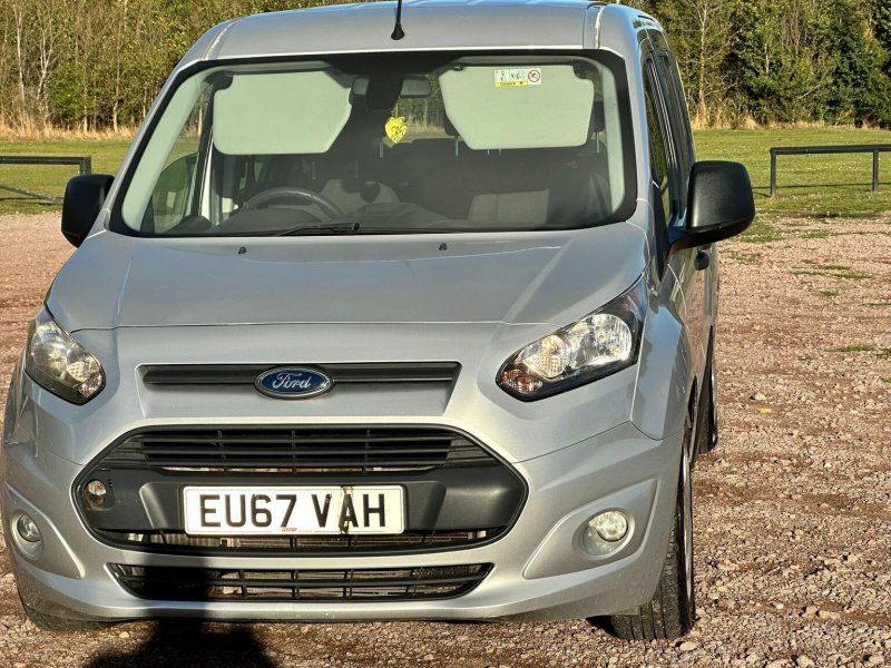 FORD GRAND TOURNEO CONNECT