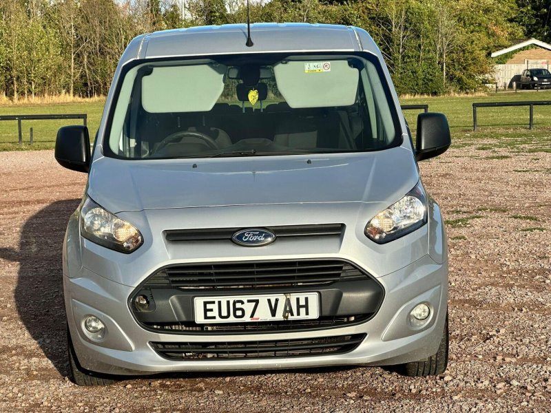 FORD GRAND TOURNEO CONNECT