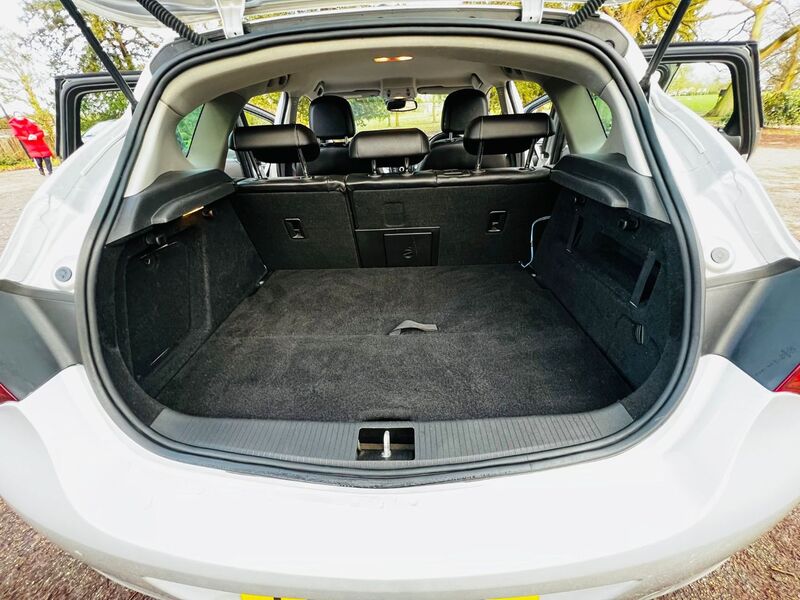 VAUXHALL ASTRA
